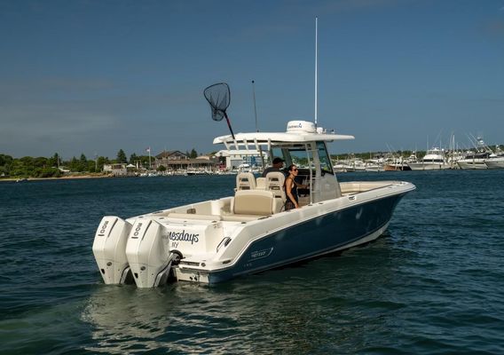 Boston Whaler 330 Outrage - main image