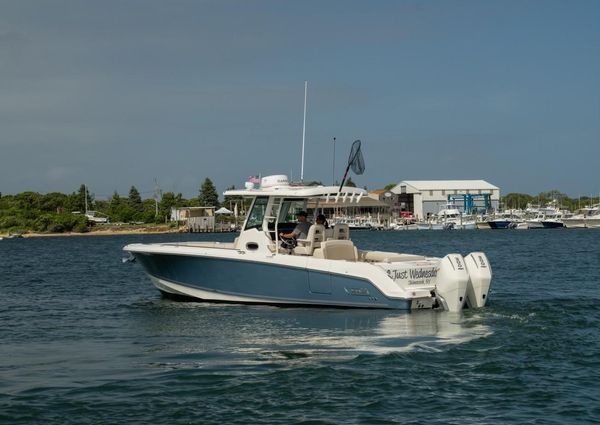 Boston Whaler 330 Outrage image