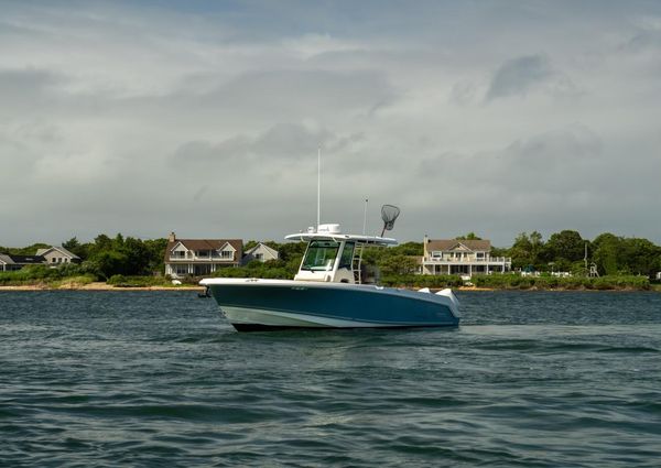 Boston Whaler 330 Outrage image