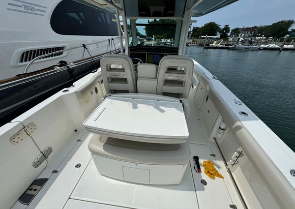 Boston Whaler 330 Outrage image