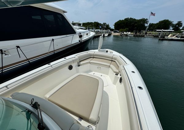 Boston Whaler 330 Outrage image