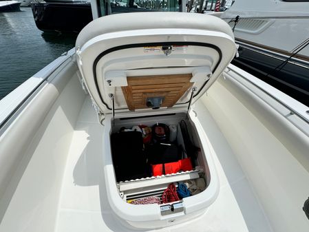 Boston Whaler 330 Outrage image