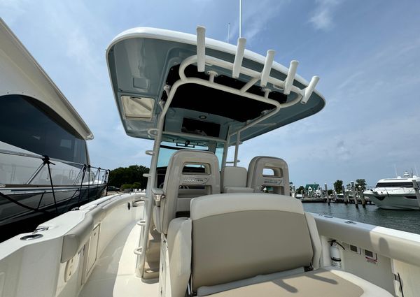 Boston Whaler 330 Outrage image