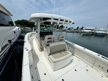 Boston Whaler 330 Outrage image