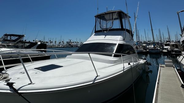 Luhrs 32 FLYBRIDGE SPORTFISH 