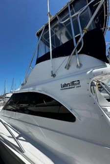 Luhrs 32 FLYBRIDGE SPORTFISH image