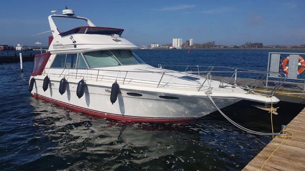 Sea Ray 370 DB 