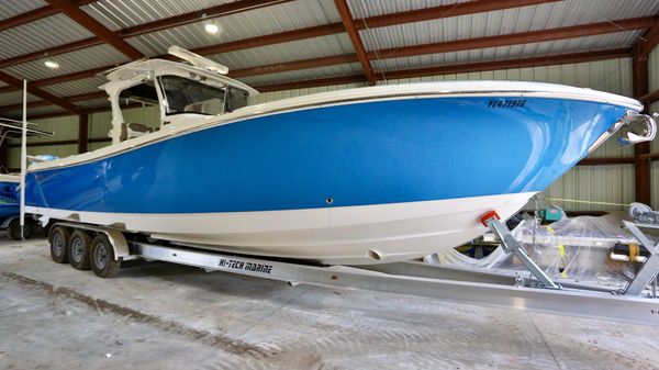 Edgewater 368CC