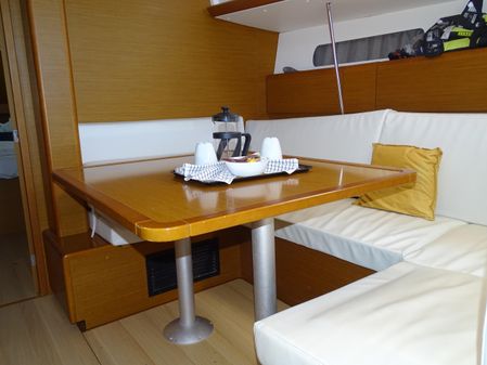 Jeanneau Sun Odyssey 419 image