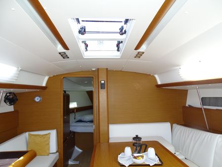 Jeanneau Sun Odyssey 419 image