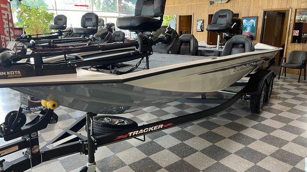 Tracker Pro Team 195 TXW Tournament Edition