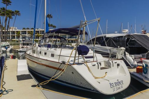 Beneteau Oceanis 44 CC image