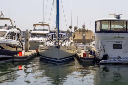 Beneteau Oceanis 44 CC image