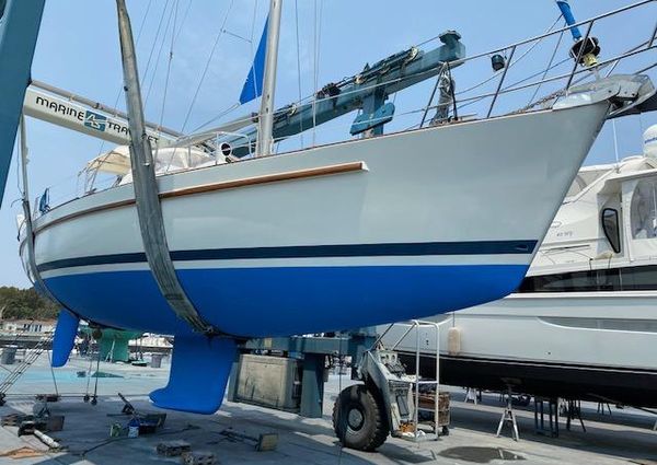 Beneteau Oceanis 44 CC image