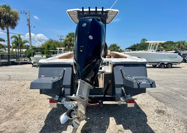 Robalo 266-CAYMAN image