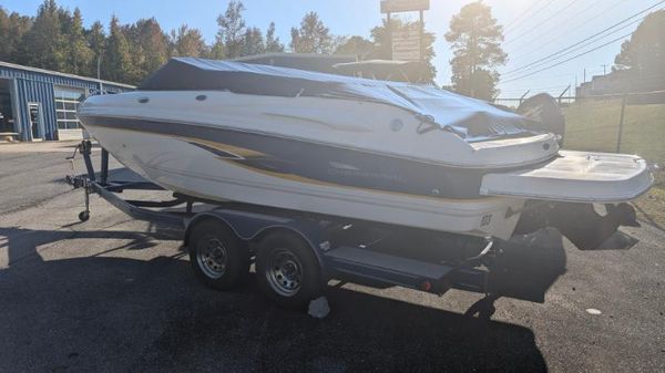 Chaparral 220 SSi 