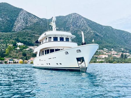 Terranova Yachts T85 image