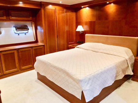 Terranova Yachts T85 image