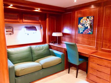 Terranova Yachts T85 image