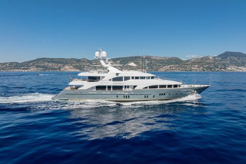 Benetti Vision 145 image