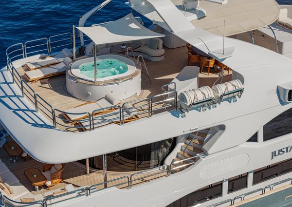 Benetti Vision 145 image