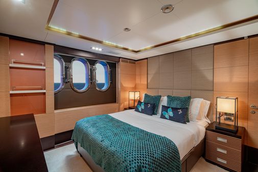 Benetti Vision 145 image