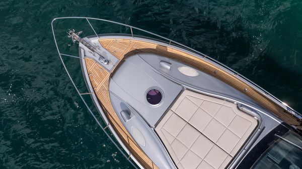 Pershing 70 image