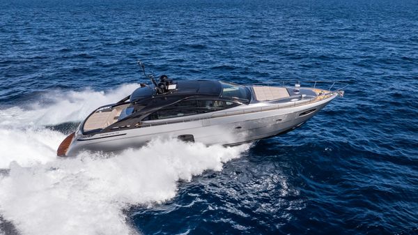 Pershing 70 image