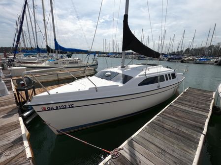 Hunter 26 image