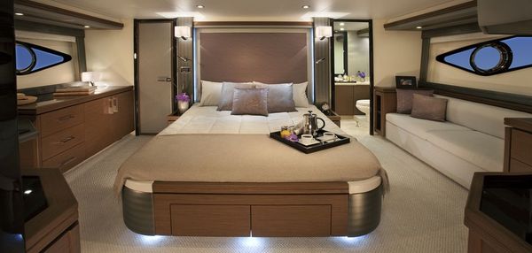 Marquis 630 SportYacht image