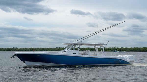 Everglades 435 Center Console 