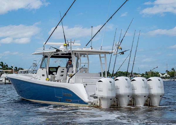 Everglades 435 Center Console image