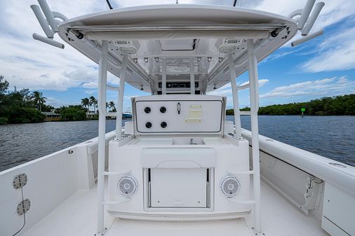 Everglades 435 Center Console image