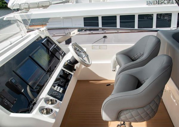 Sunseeker 88 Yacht image