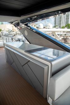 Sunseeker 88 Yacht image