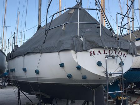 Catalina 30 Tall Rig Wing Keel image