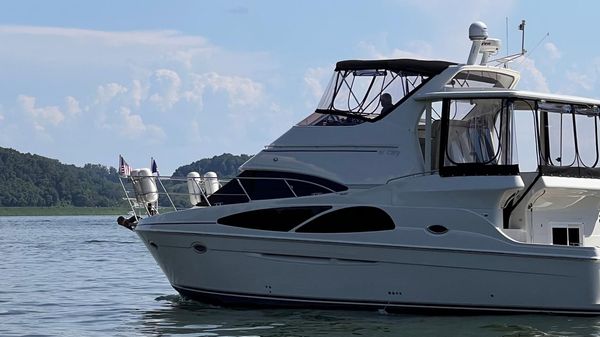 Carver 41 Cockpit Motor Yacht