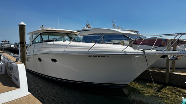 Tiara Yachts 4300 Open 
