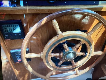 Nautilus Pilothouse 36 image