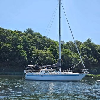 Nautilus Pilothouse 36 image