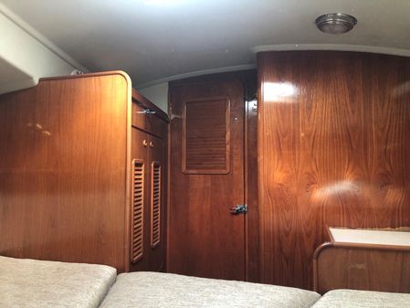 Nautilus Pilothouse 36 image