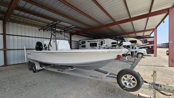 Sea Pro 248 Bay 