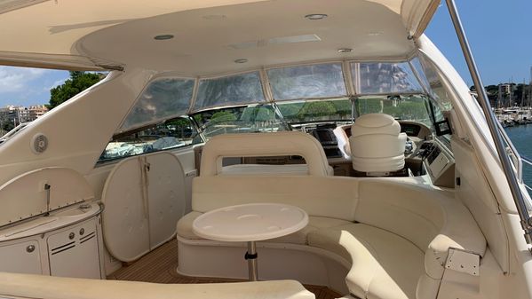 Sea Ray 600 Sun Sport image