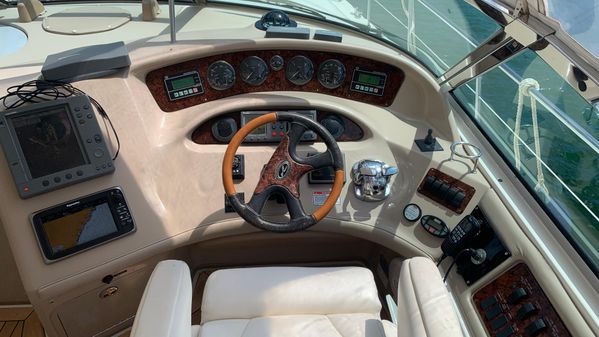 Sea Ray 600 Sun Sport image