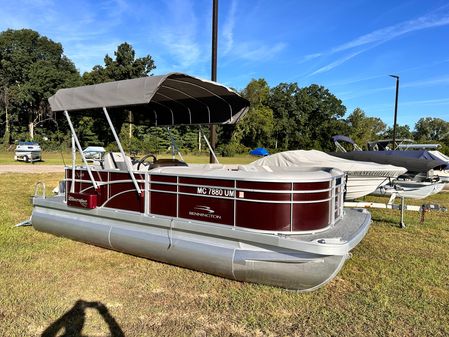 Bennington PONTOON image