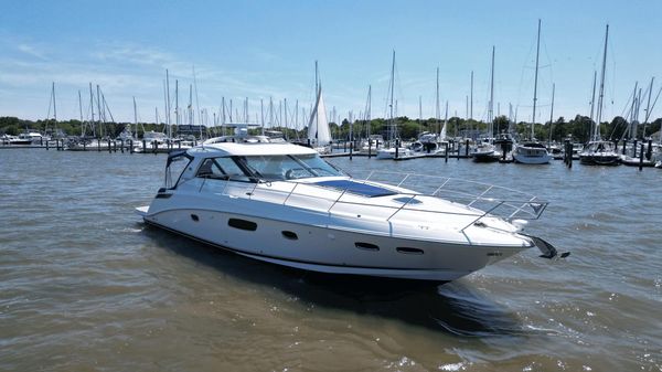 Sea Ray 450 Sundancer 