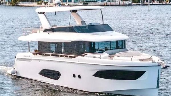 Absolute 52 Navetta 