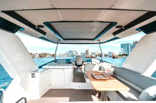 Absolute 52 Navetta image