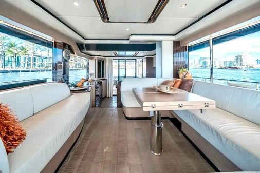 Absolute 52 Navetta image