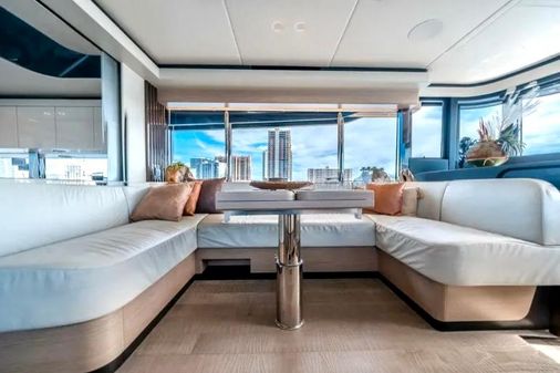 Absolute 52 Navetta image